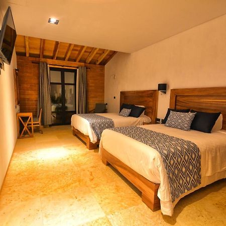 Hotel Casa Iturbe Zitácuaro Zewnętrze zdjęcie